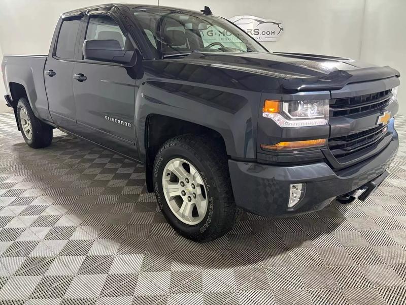 2017 Chevrolet Silverado 1500 Double Cab LT Pickup 4D 6 1/2 ft 7