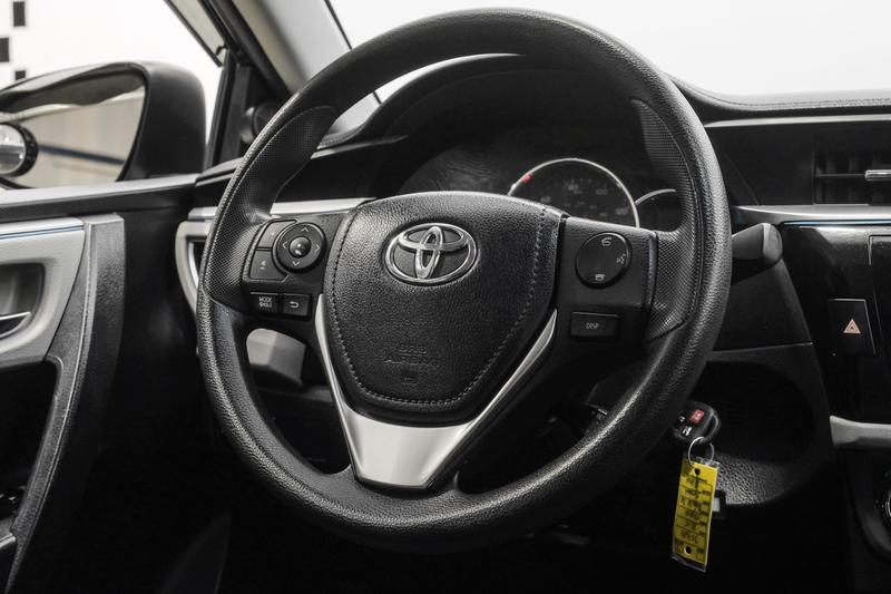 2015 Toyota Corolla LE Plus Sedan 4D 22