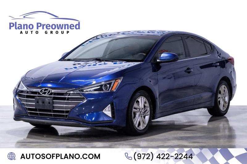 2019 Hyundai Elantra SEL Sedan 4D 1