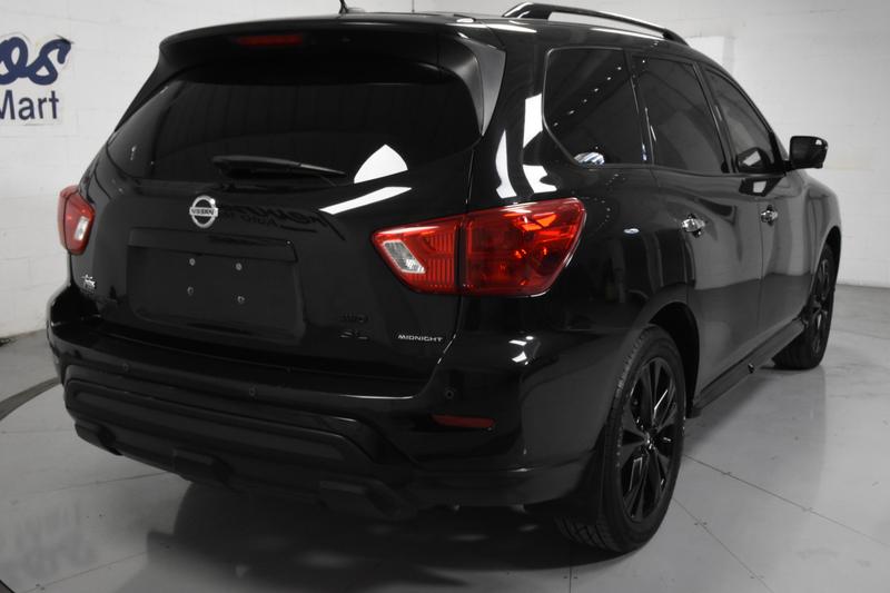 2018 Nissan Pathfinder SL Sport Utility 4D 4