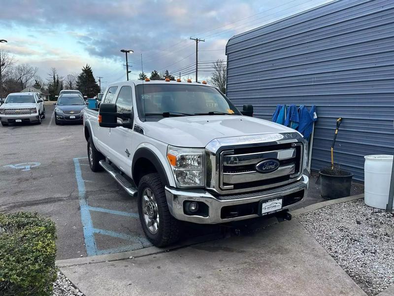 2016 Ford F250 Super Duty Crew Cab Lariat Pickup 4D 6 3/4 ft 4