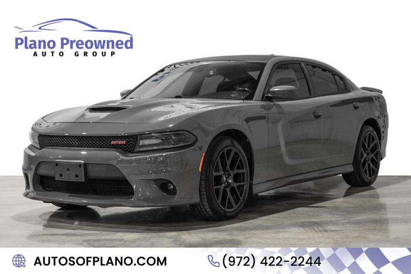 2018 Dodge Charger R/T Sedan 4D 1