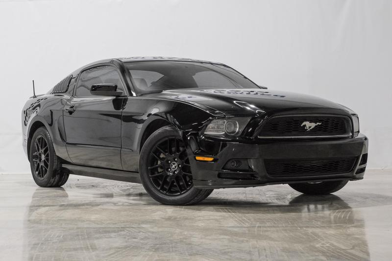 2014 Ford Mustang V6 Coupe 2D 4