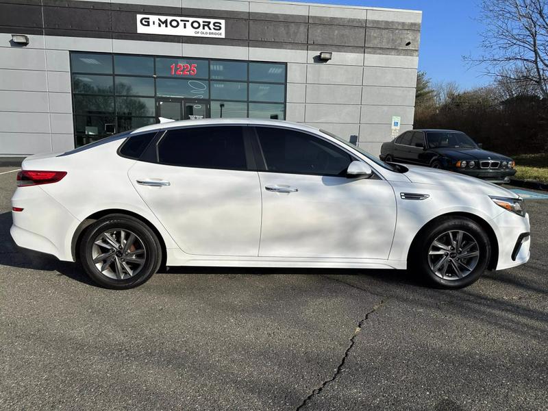 2020 Kia Optima LX Sedan 4D 14