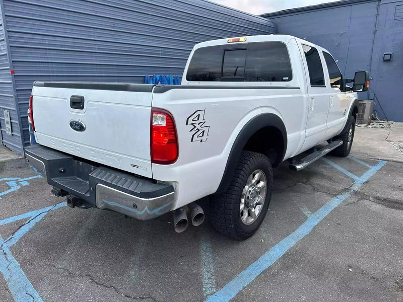 2016 Ford F250 Super Duty Crew Cab Lariat Pickup 4D 6 3/4 ft 10