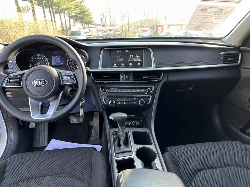 2020 Kia Optima LX Sedan 4D 35