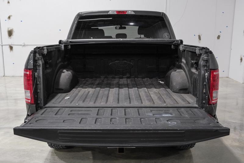 2015 Ford F150 SuperCrew Cab XLT Pickup 4D 5 1/2 ft 46