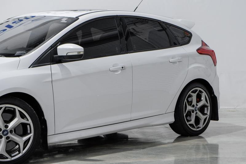 2014 Ford Focus ST Hatchback 4D 12