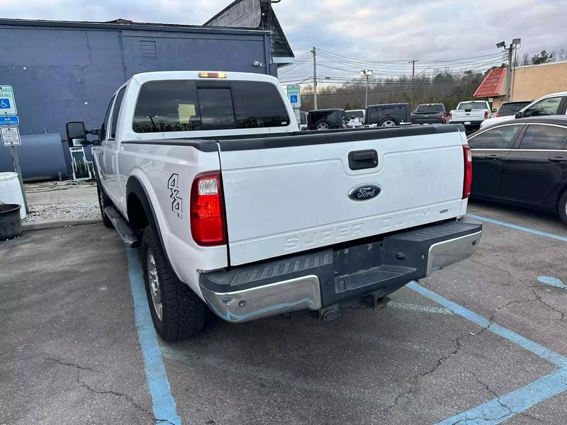 2016 Ford F250 Super Duty Crew Cab Lariat Pickup 4D 6 3/4 ft 8