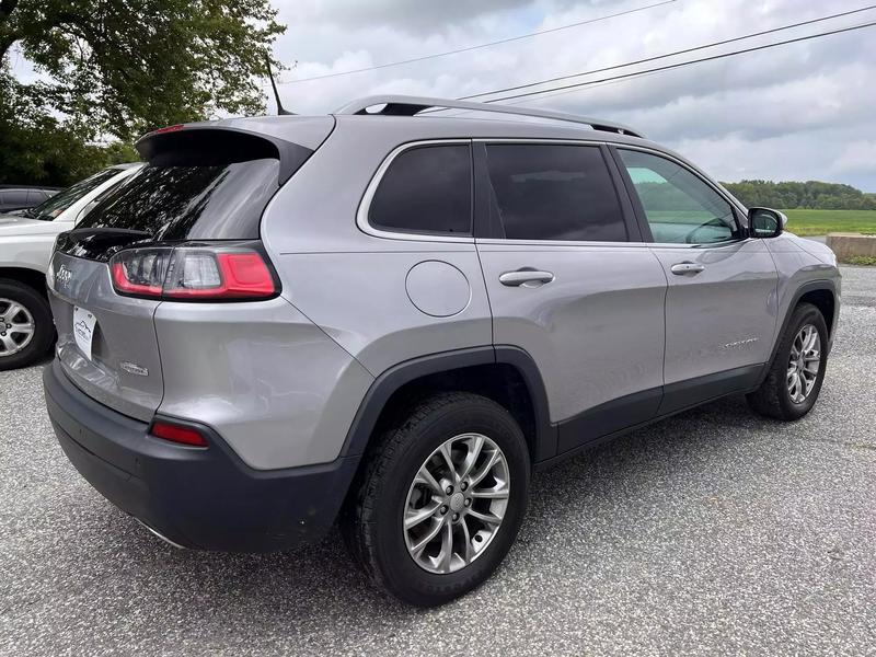 2019 Jeep Cherokee Latitude Plus Sport Utility 4D 4