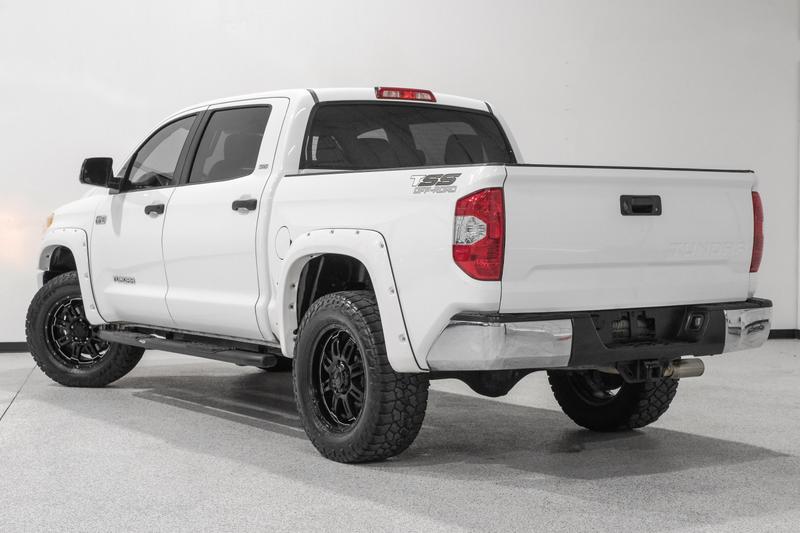 2014 Toyota Tundra CrewMax SR5 Pickup 4D 5 1/2 ft 8