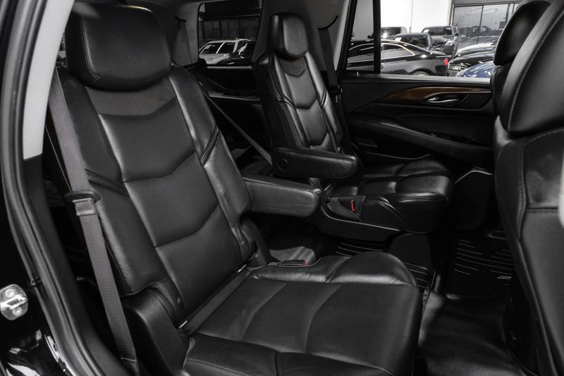 2018 Cadillac Escalade Luxury Sport Utility 4D 44