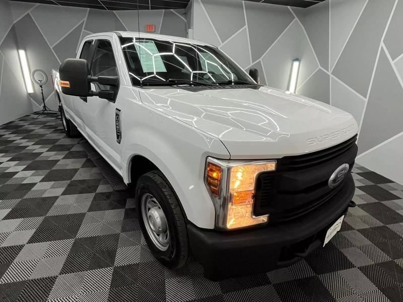 2018 Ford F250 Super Duty Super Cab XL Pickup 4D 8 ft 54