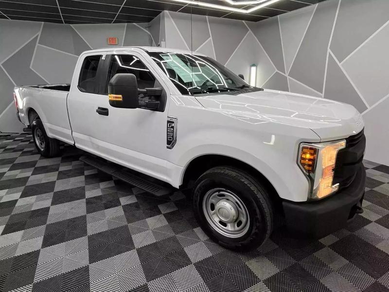 2018 Ford F250 Super Duty Super Cab XL Pickup 4D 8 ft 3