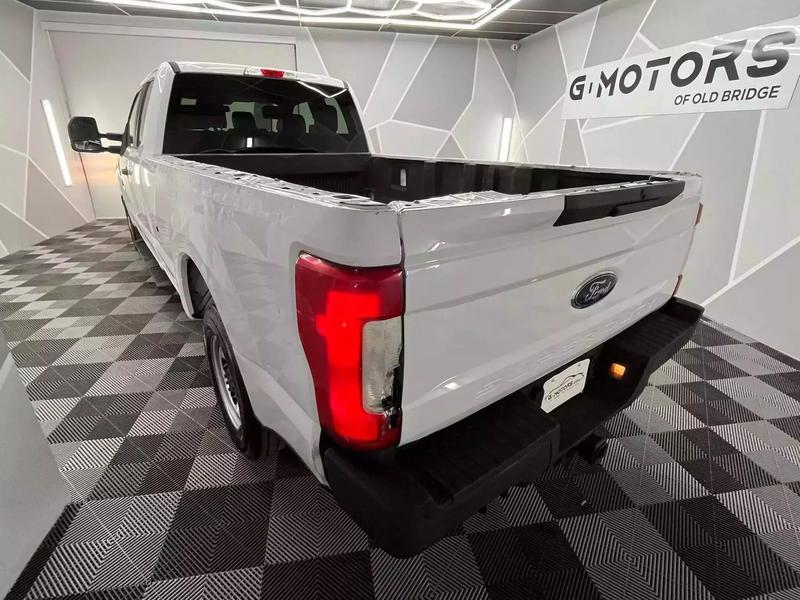 2018 Ford F250 Super Duty Super Cab XL Pickup 4D 8 ft 31