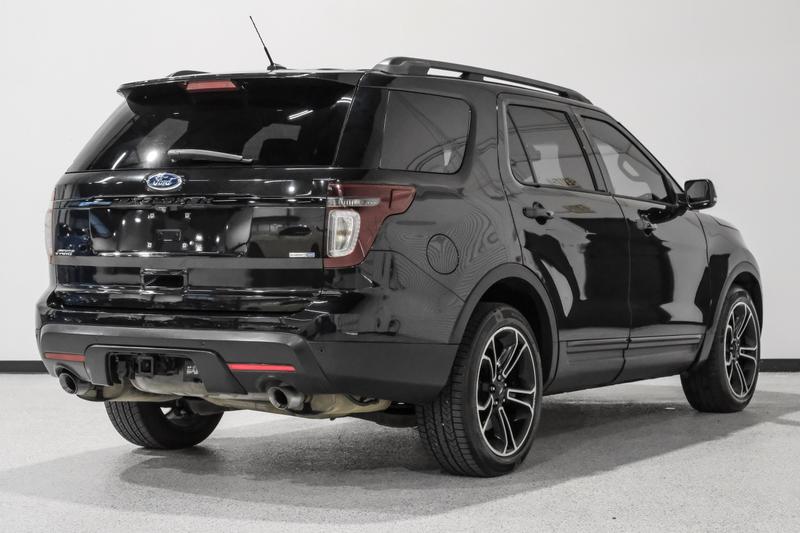 2015 Ford Explorer Sport SUV 4D 6