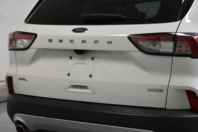 2020 Ford Escape SEL Sport Utility 4D 6