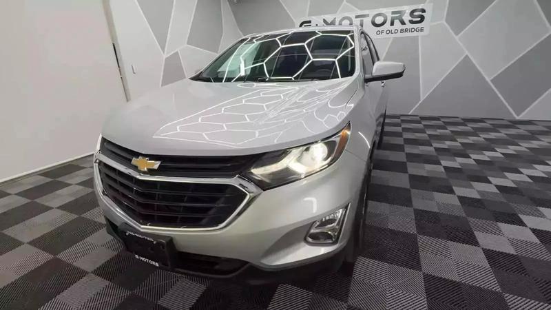 2021 Chevrolet Equinox LT Sport Utility 4D 25