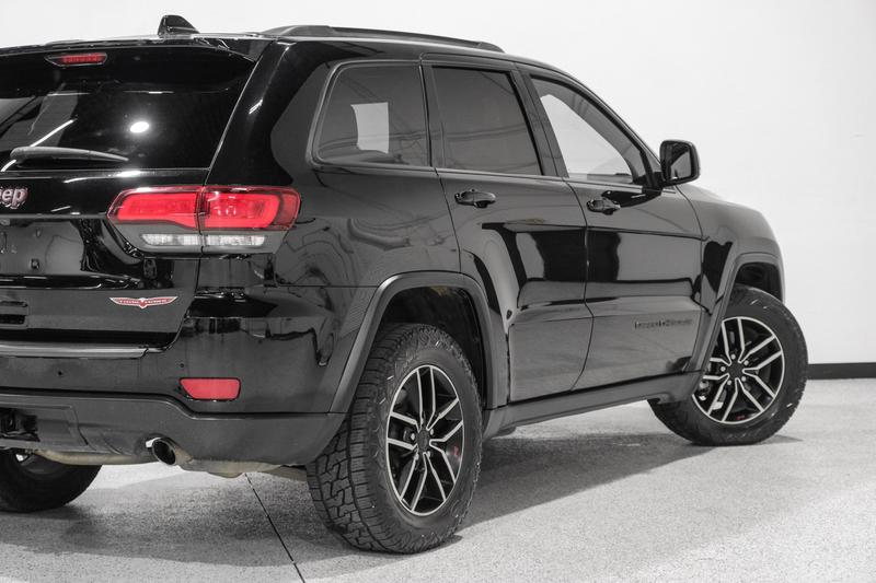 2020 Jeep Grand Cherokee Trailhawk Sport Utility 4D 13