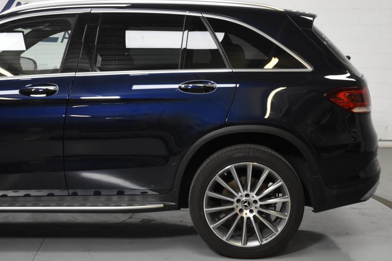 2021 Mercedes-Benz GLC GLC 300 Sport Utility 4D 17