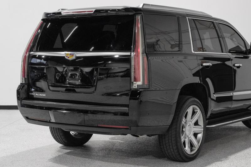 2018 Cadillac Escalade Luxury Sport Utility 4D 12