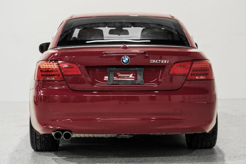 2011 BMW 3 Series 328i Convertible 2D 8