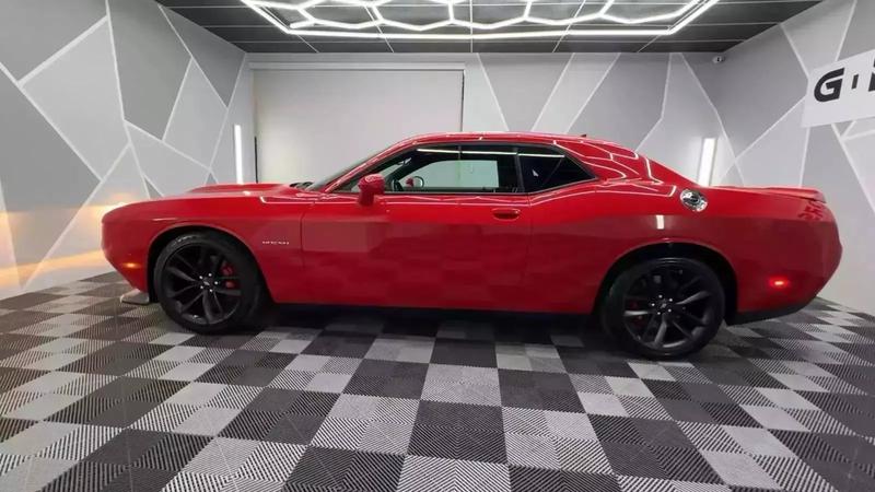 2022 Dodge Challenger R/T Coupe 2D 12