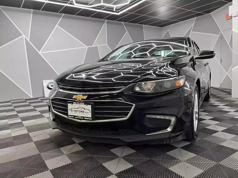 2016 Chevrolet Malibu LT Sedan 4D 7