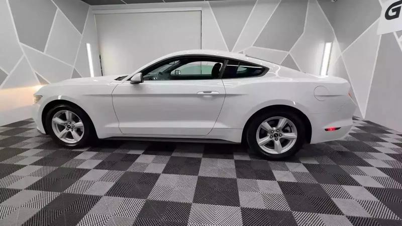 2016 Ford Mustang V6 Coupe 2D 11