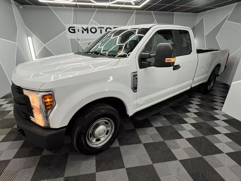 2018 Ford F250 Super Duty Super Cab XL Pickup 4D 8 ft 25