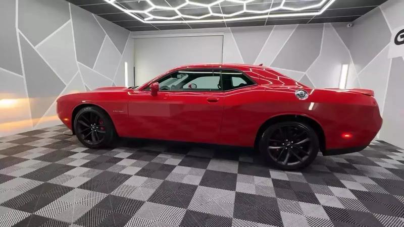 2022 Dodge Challenger R/T Coupe 2D 13