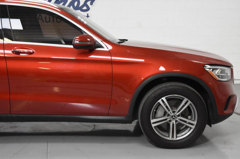 2021 Mercedes-Benz GLC GLC 300 Sport Utility 4D 6