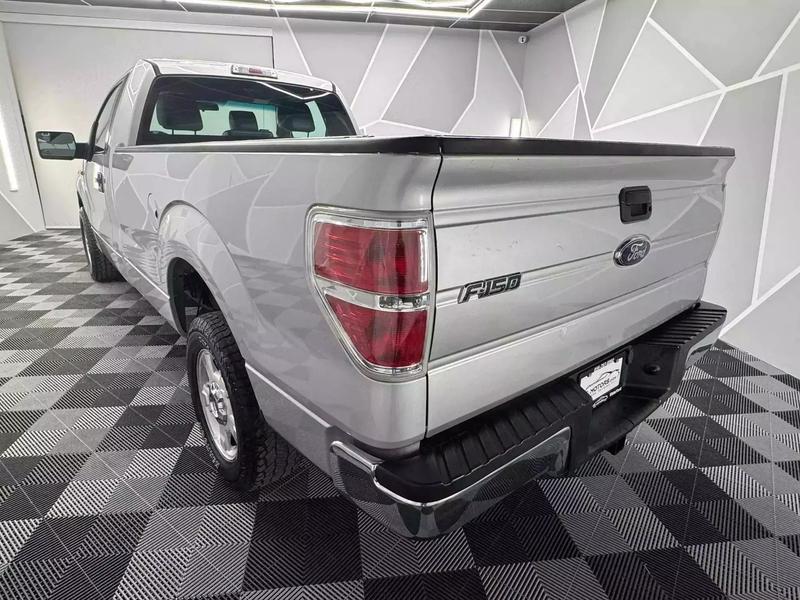 2014 Ford F150 Regular Cab XL Pickup 2D 8 ft 9