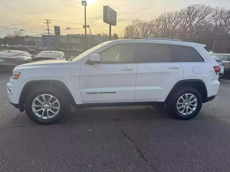 2021 Jeep Grand Cherokee Laredo E Sport Utility 4D 8