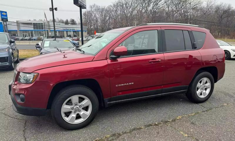 2016 Jeep Compass Latitude Sport Utility 4D 3