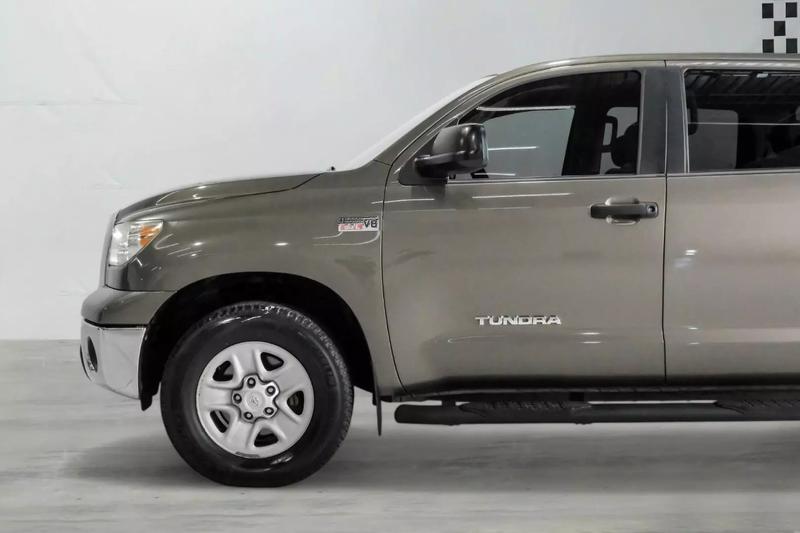 2013 Toyota Tundra CrewMax Pickup 4D 5 1/2 ft 14