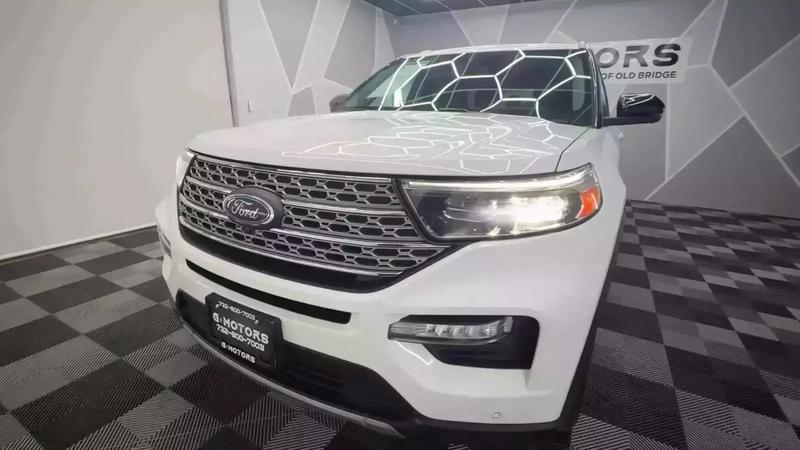 2021 Ford Explorer Limited Sport Utility 4D 26