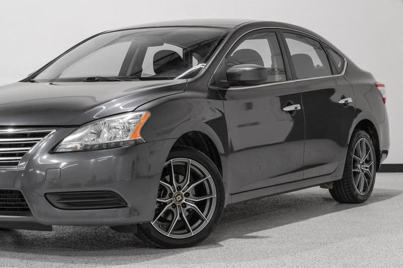 2014 Nissan Sentra SV Sedan 4D 11