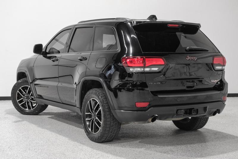 2020 Jeep Grand Cherokee Trailhawk Sport Utility 4D 8