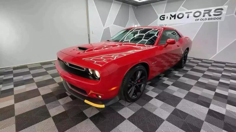 2022 Dodge Challenger R/T Coupe 2D 31