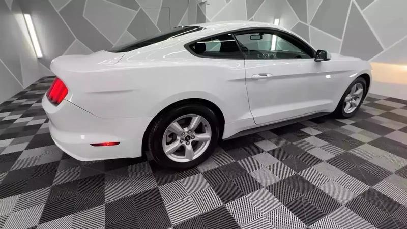 2016 Ford Mustang V6 Coupe 2D 17