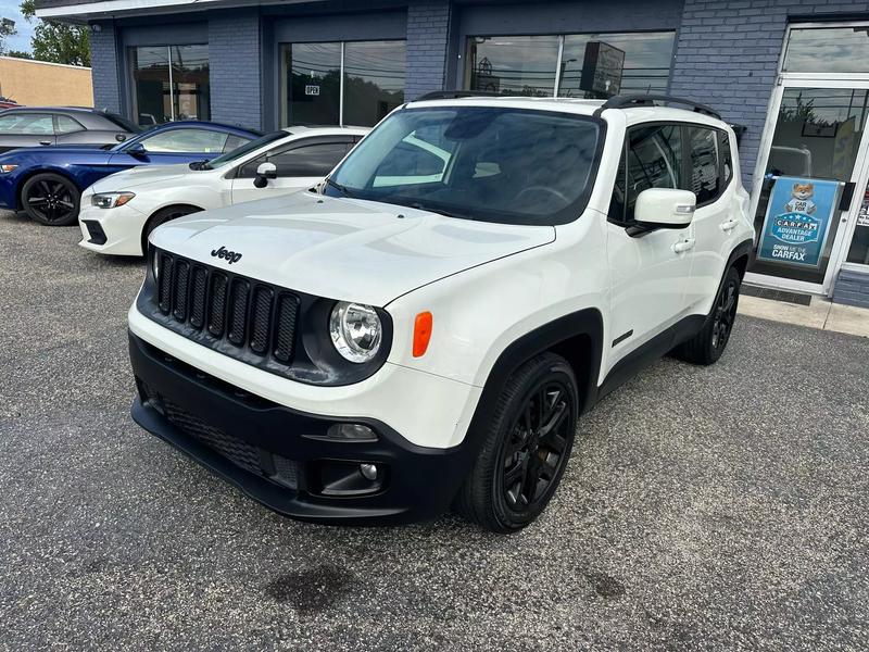 2017 Jeep Renegade Latitude Sport Utility 4D 3