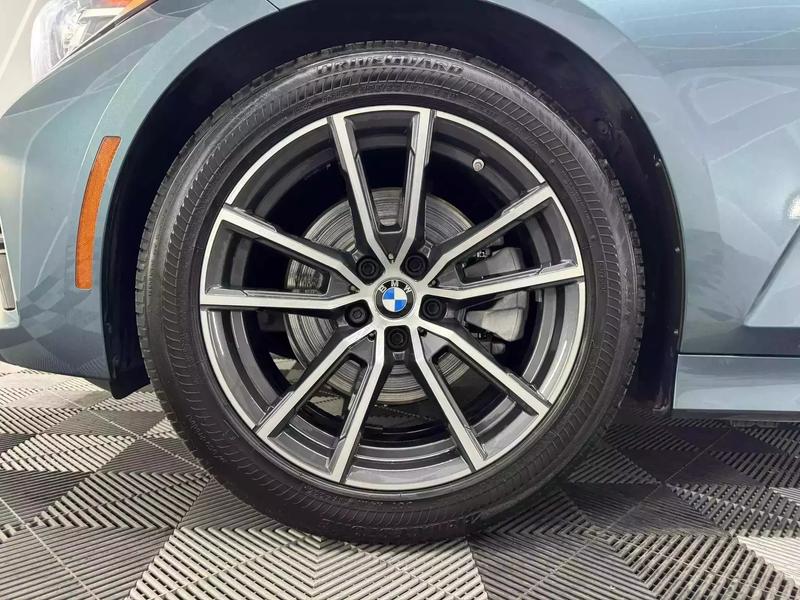 2021 BMW 3 Series 330i Sedan 4D 13