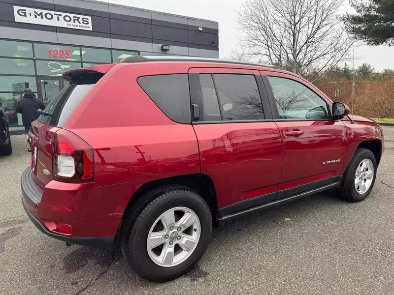 2016 Jeep Compass Latitude Sport Utility 4D 12