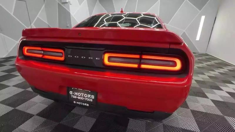 2022 Dodge Challenger R/T Coupe 2D 20