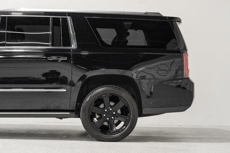 2017 GMC Yukon XL Denali Sport Utility 4D 15