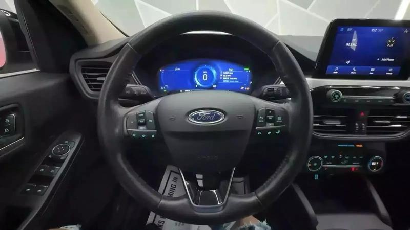 2020 Ford Escape SE Sport SUV 4D 47