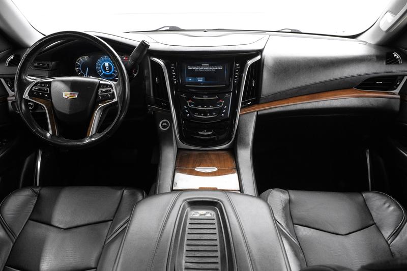 2018 Cadillac Escalade Luxury Sport Utility 4D 19