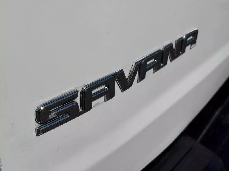 2021 GMC Savana 2500 Cargo Regular Van 3D 11