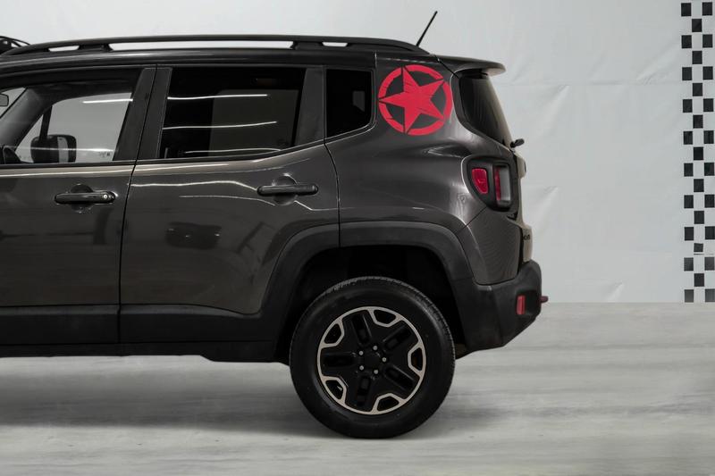 2017 Jeep Renegade Trailhawk Sport Utility 4D 15